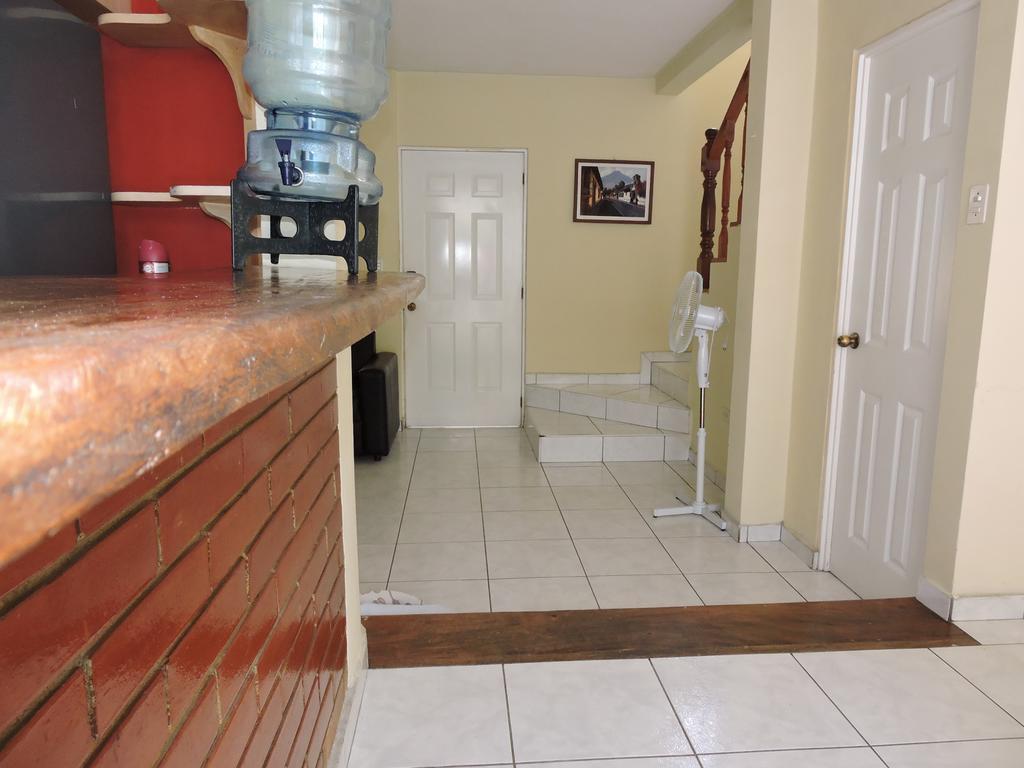 Cumbres De San Francisco Apartment San Salvador Exterior photo