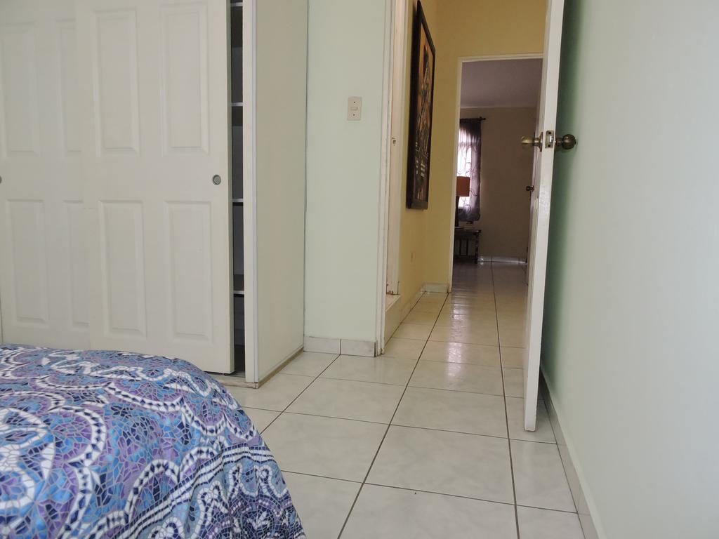 Cumbres De San Francisco Apartment San Salvador Exterior photo